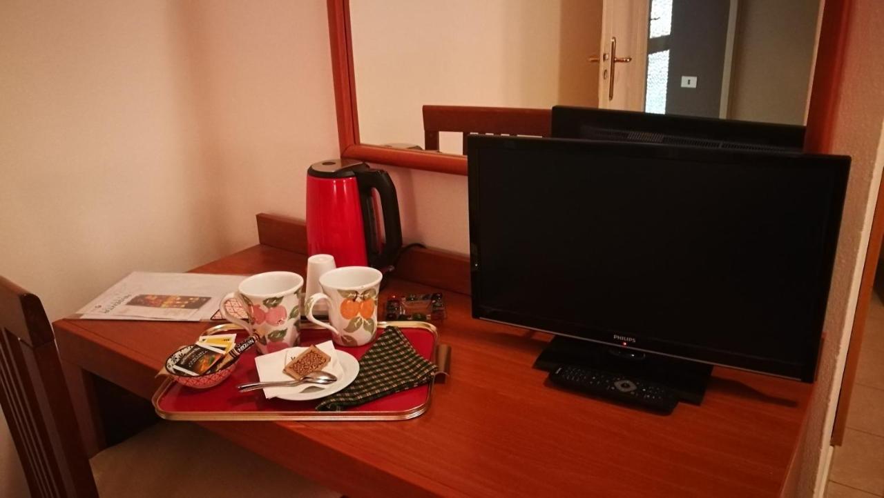 Boni Room And Breakfast Molinella Exterior foto
