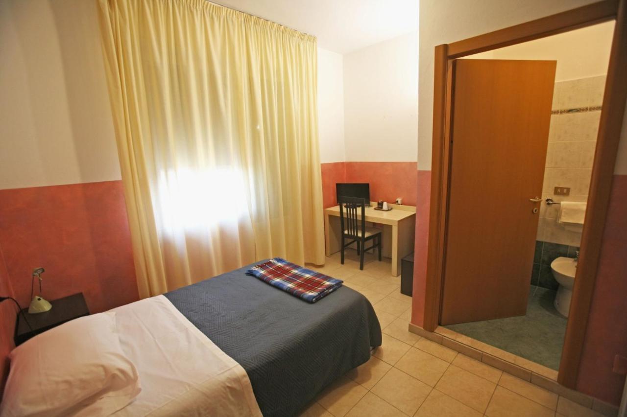 Boni Room And Breakfast Molinella Exterior foto